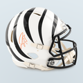 Joe Burrow - Casco Autografiado Cincinnati Bengals