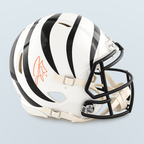 Joe Burrow - Casco Autografiado Cincinnati Bengals