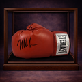 Mike Tyson - Guante Autografiado