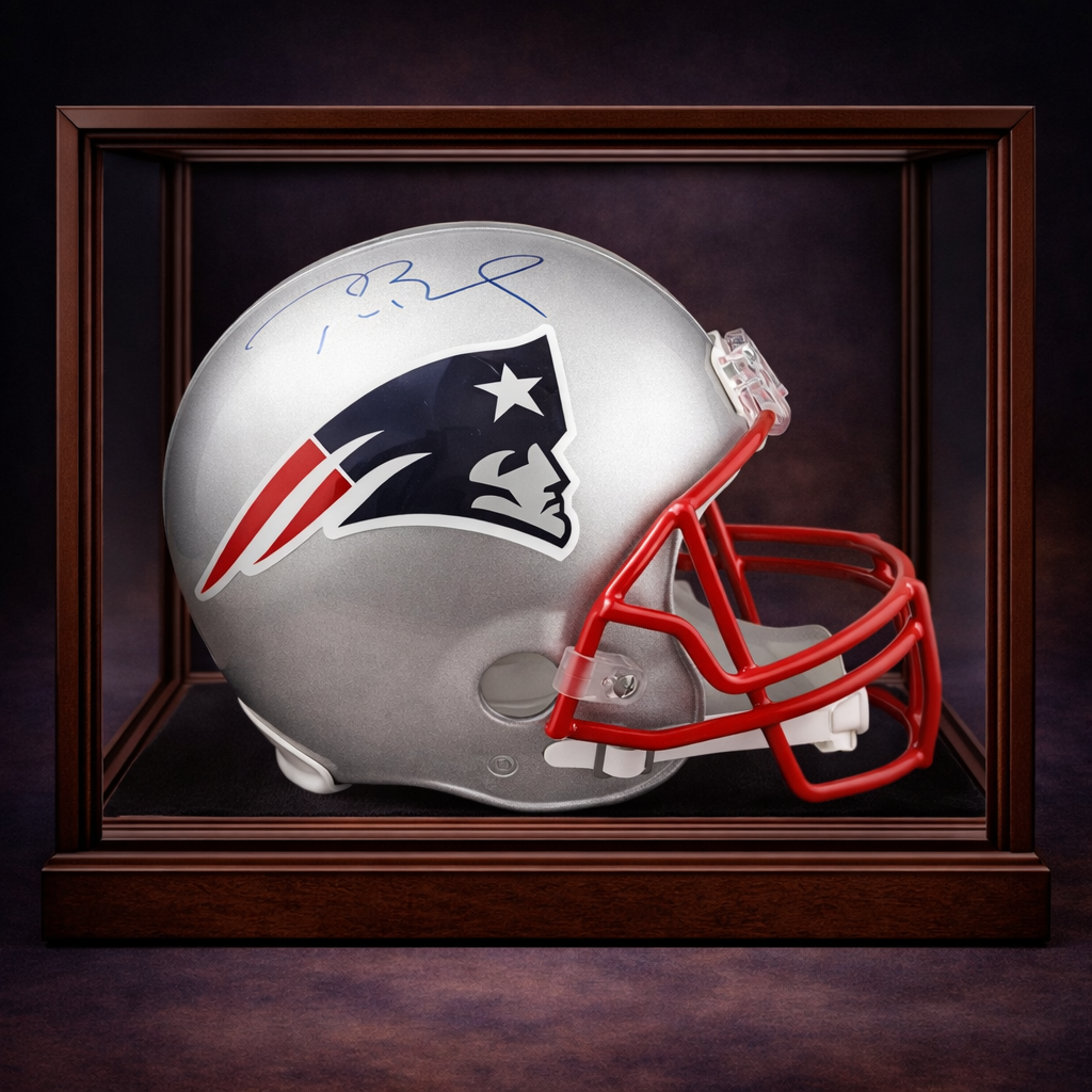 Tom Brady - Casco Autografiado New England Patriots