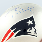 Tom Brady - Casco Autografiado New England Patriots
